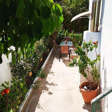 Sleepili Apartamento Vrísai Exterior foto