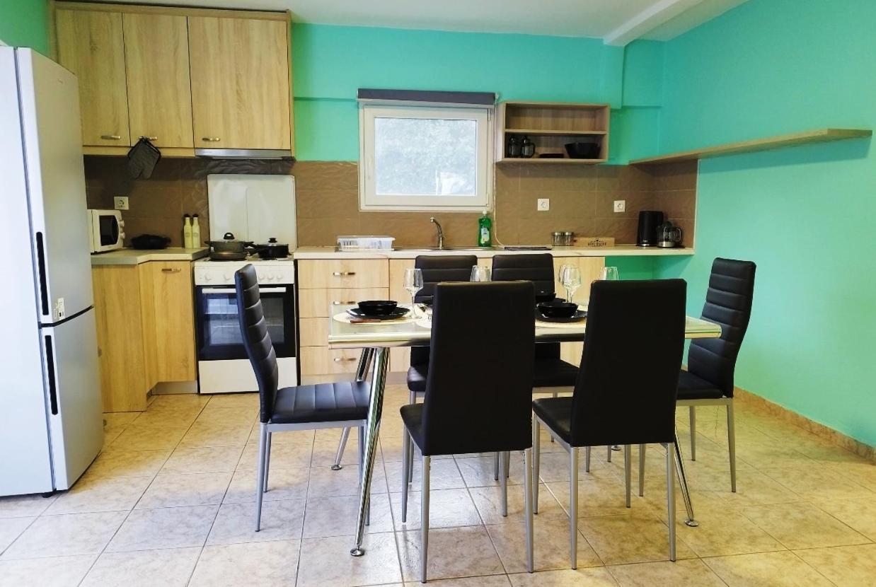 Sleepili Apartamento Vrísai Exterior foto