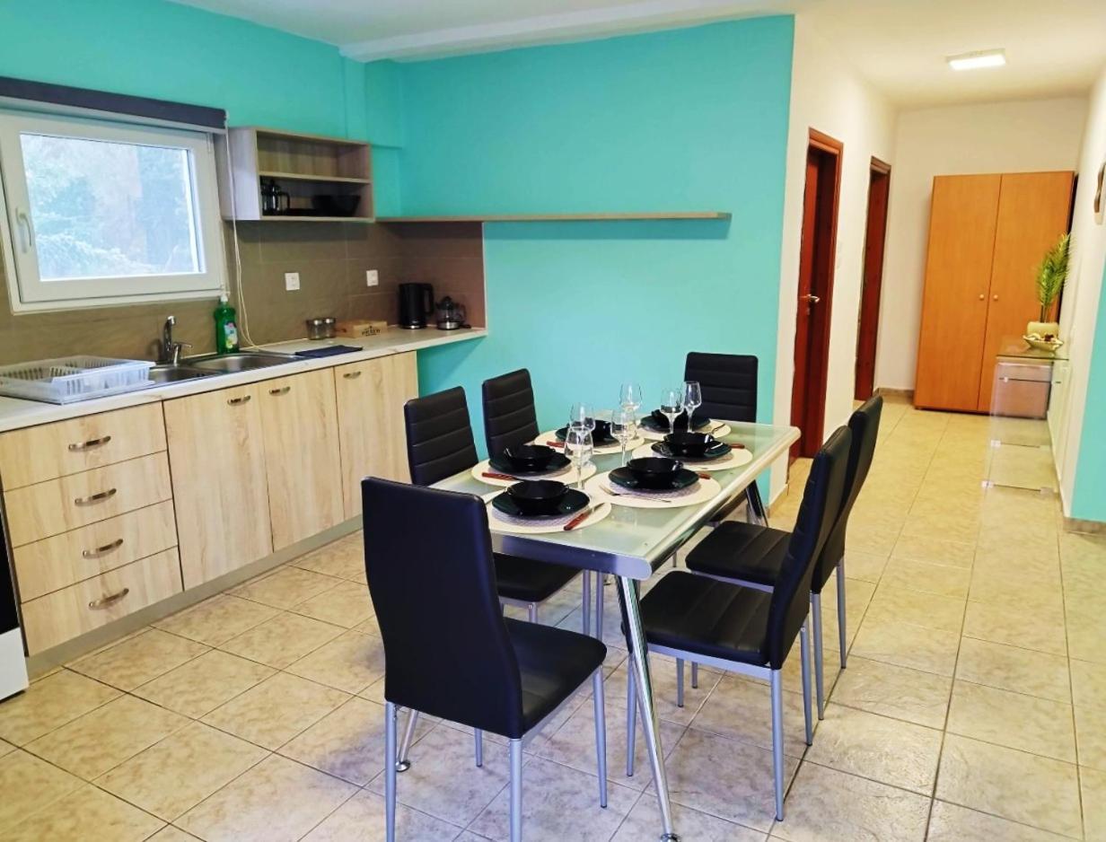 Sleepili Apartamento Vrísai Exterior foto